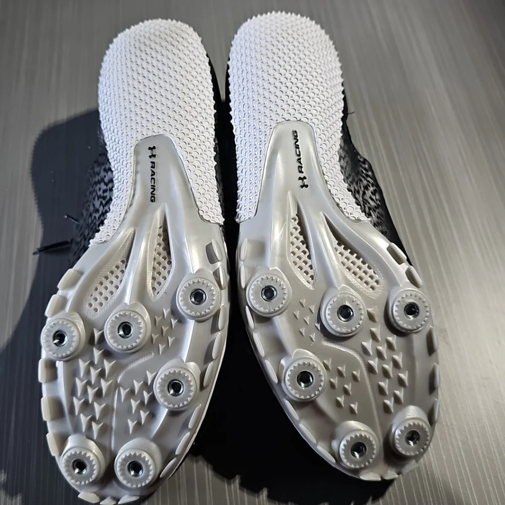 Under Armour Unisex Kick Spirit 4 Track & Field Shoes Men's 10/Women's 11.5 NWOT